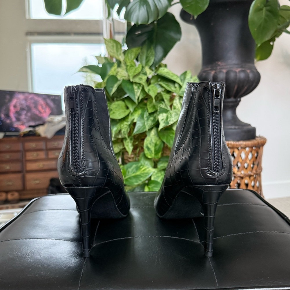 NWOT - Croc Faux Leather Black Spike Heel Ankle Booties - Picture 6 of 9